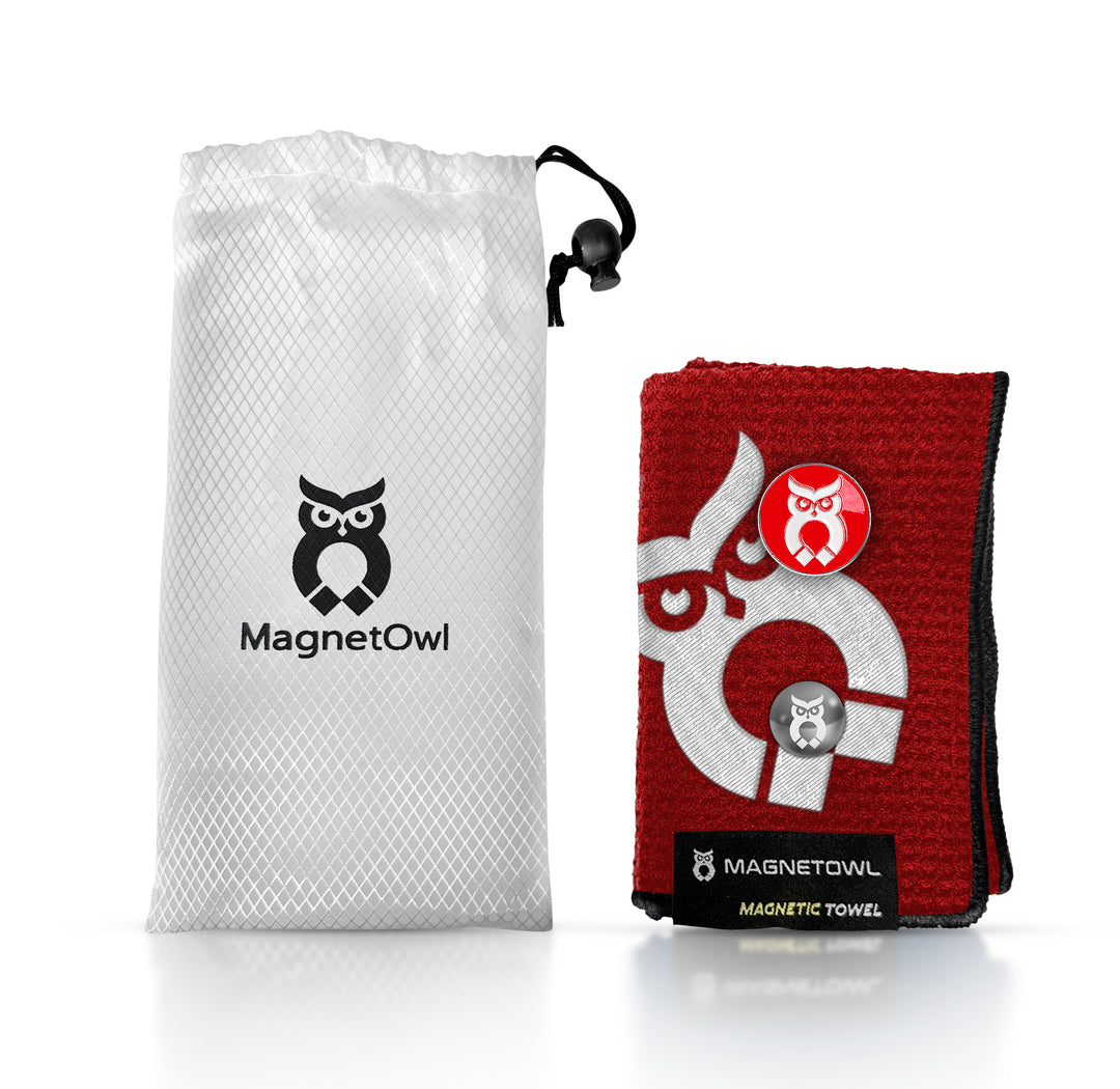 MagnetOwl with Golf Towel - Red